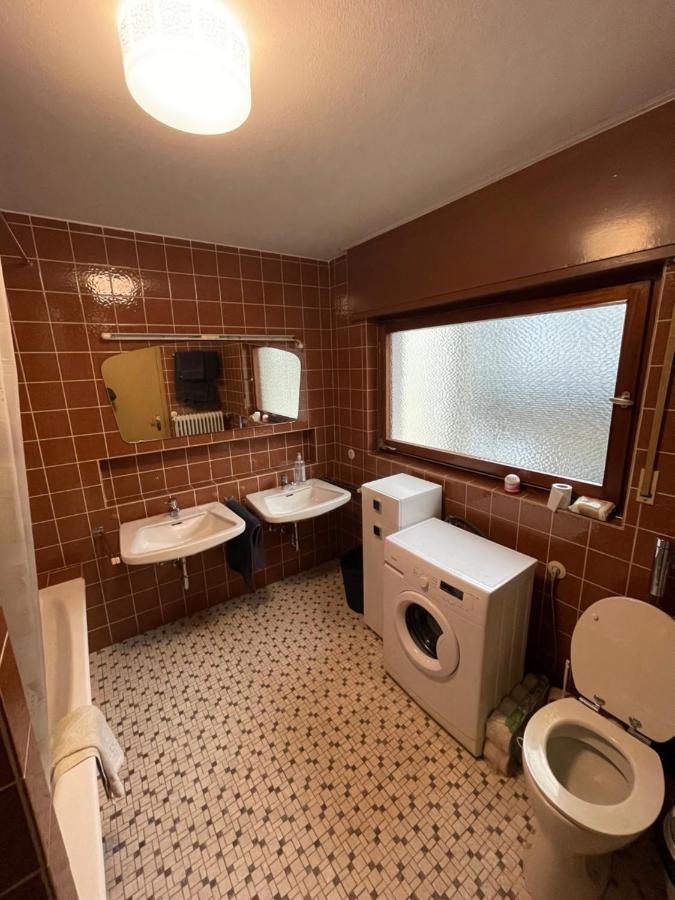Bonn-Beuel Zentrale Ferienwohnung Mit Parkplaetzen Dış mekan fotoğraf